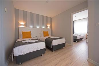 Motto Premium Hotel