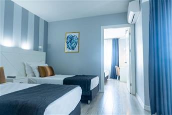 Motto Premium Hotel