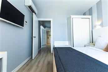 Motto Premium Hotel