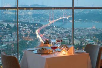 Mövenpick Hotel Istanbul Bosphorus 5*
