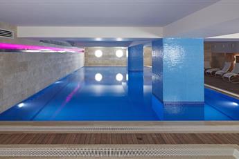 Mövenpick Hotel Istanbul Bosphorus 5*