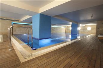 Mövenpick Hotel Istanbul Bosphorus 5*