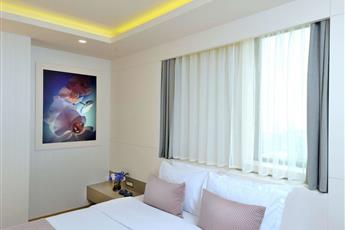 Mövenpick Hotel Istanbul Bosphorus 5*