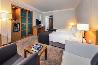 Mövenpick Hotel Istanbul Bosphorus 5*