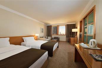 Mövenpick Hotel Istanbul Bosphorus 5*