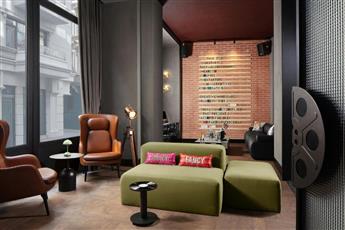 Moxy Istanbul Beyoglu