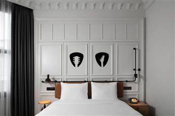 Moxy Istanbul Beyoglu