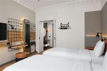 Moxy Istanbul Beyoglu