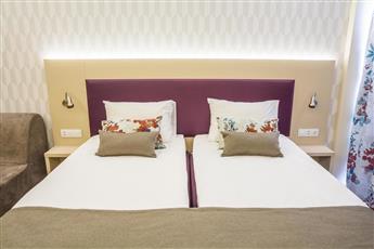 MPM Astoria Hotel 4*