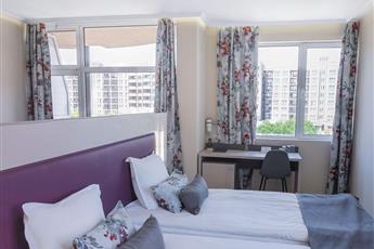 MPM Astoria Hotel 4*