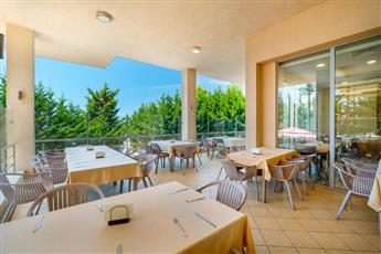 MPM Hotel Zornitza Sands 4*