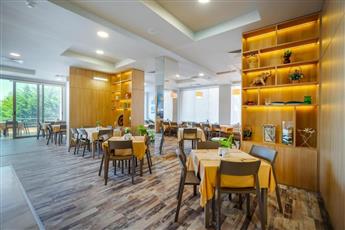 MPM Hotel Zornitza Sands 4*