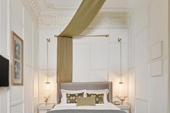 Mr Cas Hotels