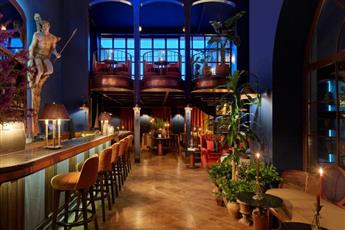 Mr Cas Hotels
