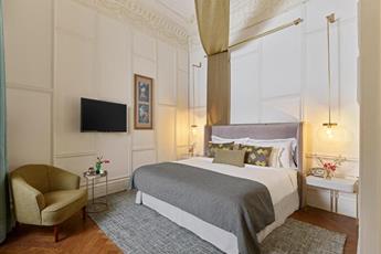 Mr Cas Hotels