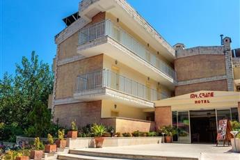 Mr. Crane Hotel 4*