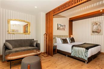 Mukarnas Pera Hotel 4*