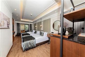 Mukarnas Pera Hotel 4*