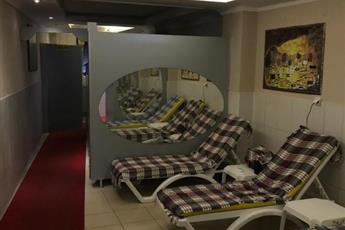 Muz Hotel