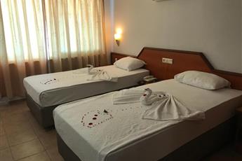 Muz Hotel