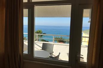Muz Hotel
