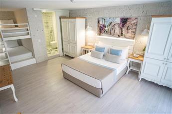 MW Phokaia Beach Resort