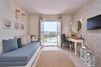 MW Phokaia Beach Resort