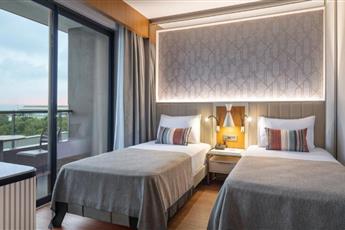 Mylome Luxury Hotel & Resort