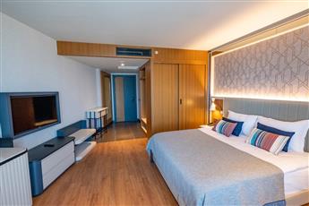 Mylome Luxury Hotel & Resort