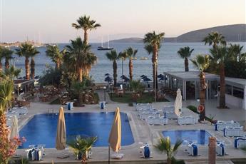 Nagi Beach Hotel