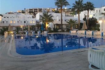 Nagi Beach Hotel