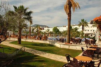 Nagi Beach Hotel