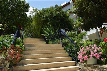 Naturella Hotel & Apart 3*