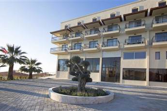 Neopol Deluxe Hotel 4*