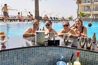 Neopol Deluxe Hotel 4*