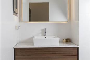 Neopol Deluxe Hotel 4*