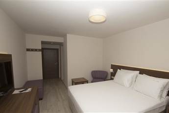 Neopol Deluxe Hotel 4*