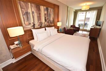 Neorion Hotel 4*