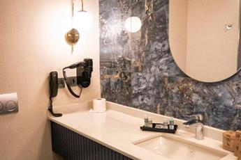 Nevi Hotel & Suites Istanbul Taksim 4*