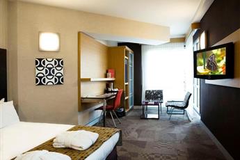 Nippon Hotel