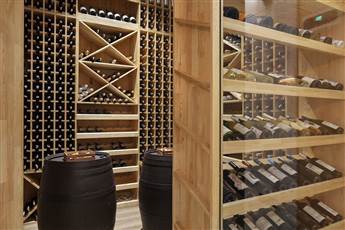 Nirvana Cosmopolitan 5*