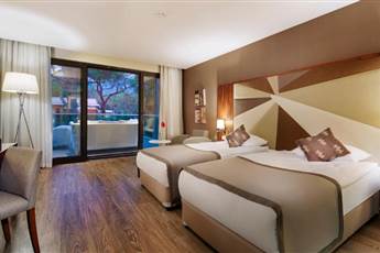 Nirvana Mediterranean Excellence 5* Nirvana Mediterranean Excellence 5*