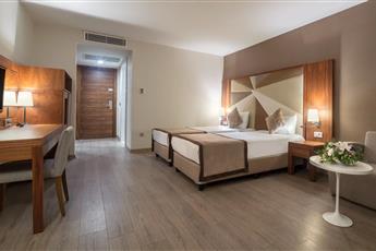 Nirvana Mediterranean Excellence 5*