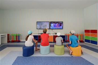 Nirvana Mediterranean Excellence 5* Nirvana Mediterranean Excellence 5*