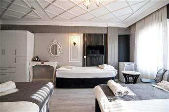Nova City Hotel 4*