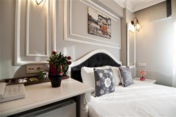 Nova City Hotel 4*