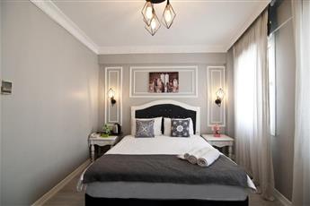 Nova City Hotel 4*