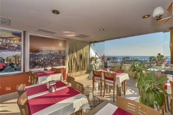 Nova City Hotel
