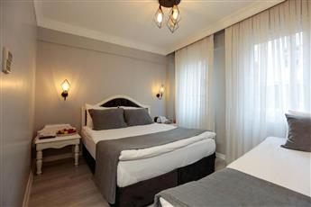 Nova City Hotel