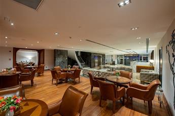 Nova Plaza Crystal Hotel 4*